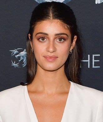 anya chalotra height|Anya Chalotras Height, Weight, and Body Measurements ...